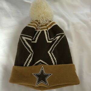 Dallas Cowboys NFL Gold star collection knit hat brown